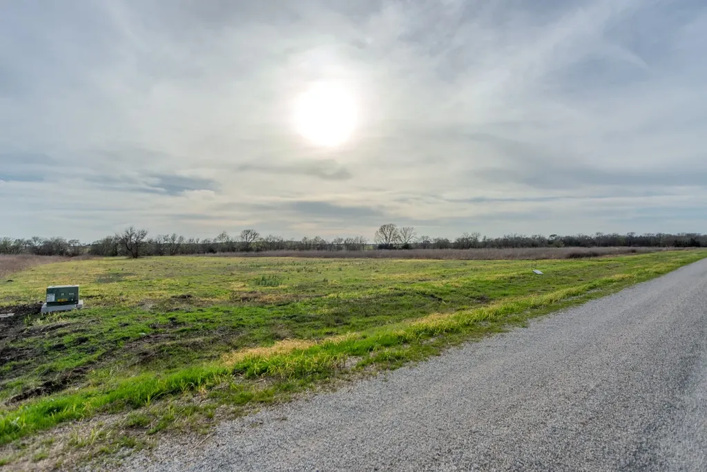 Lot 39 Fm 904 S Pecan Gap TX 75469
