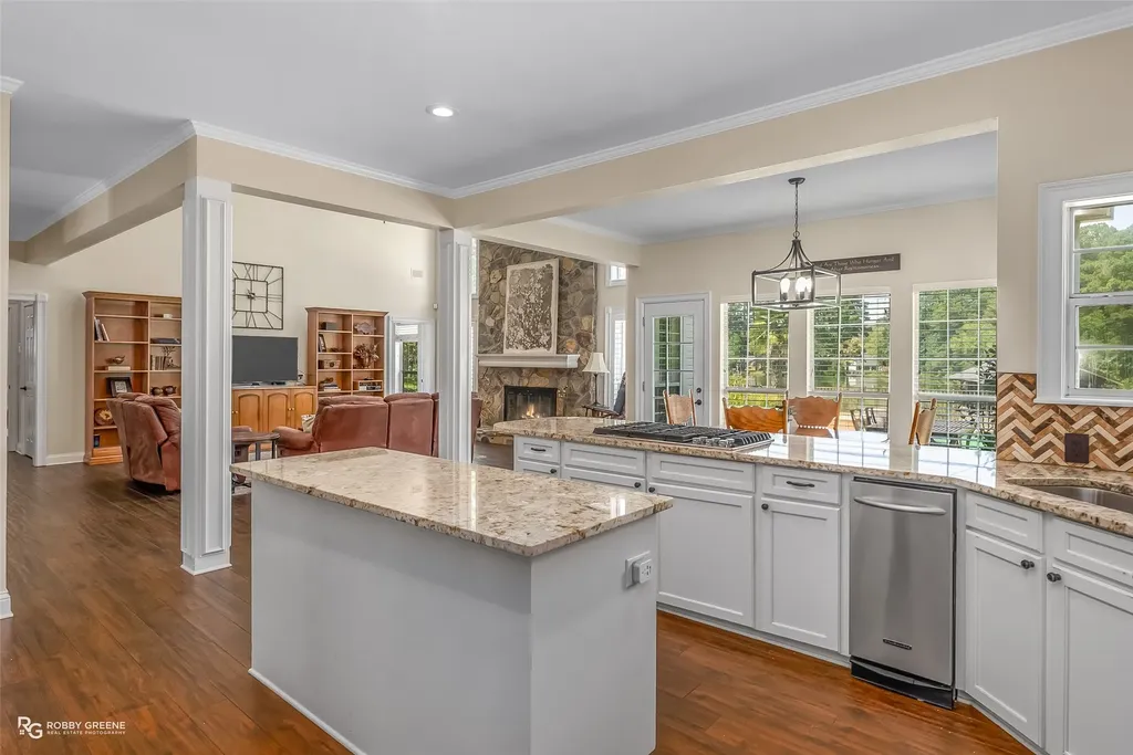 10198 Castanedo Court Keithville LA 71047