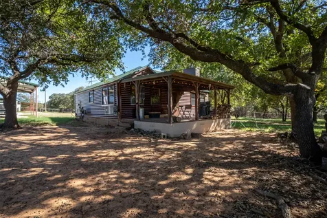 1293 Hcr 1425 Covington TX 76636