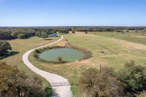1293 Hcr 1425 Covington TX 76636