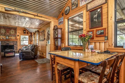 1293 Hcr 1425 Covington TX 76636