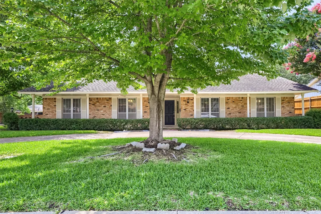 3256 Chapel Downs Drive Dallas TX 75229