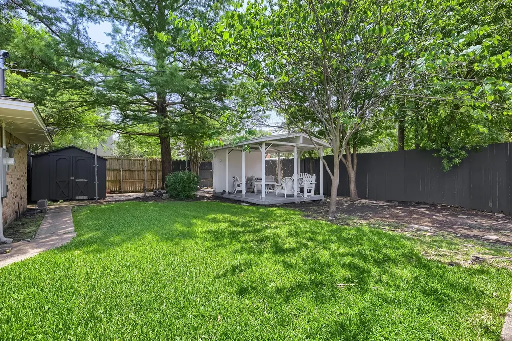 3256 Chapel Downs Drive Dallas TX 75229