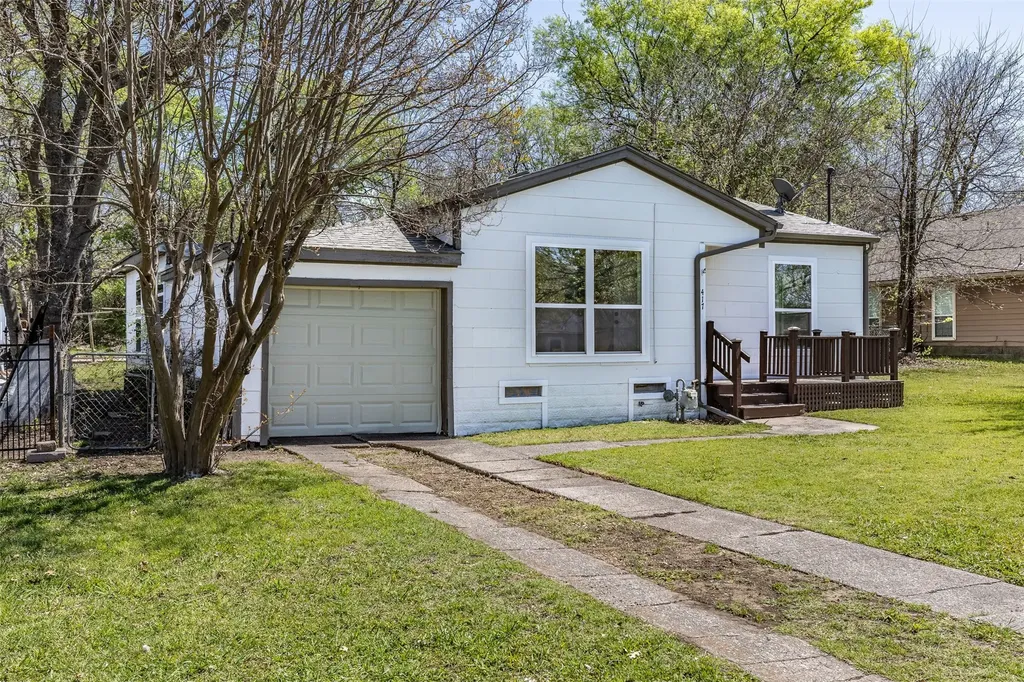 417 N Burdette Avenue Sherman TX 75090