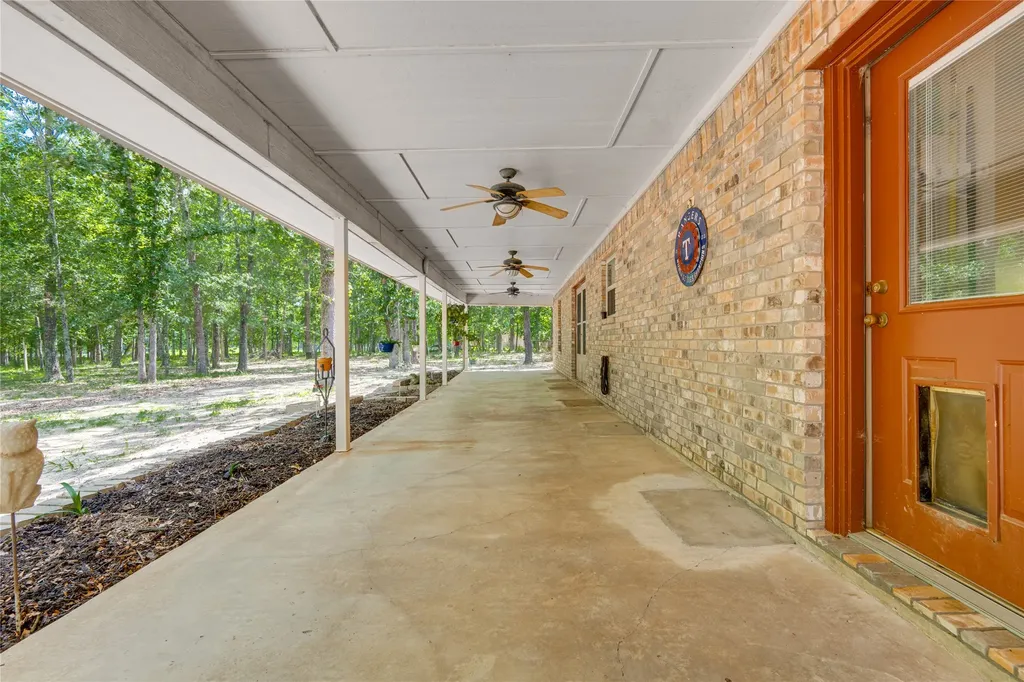 104 County Road 1114 Bogata TX 75417