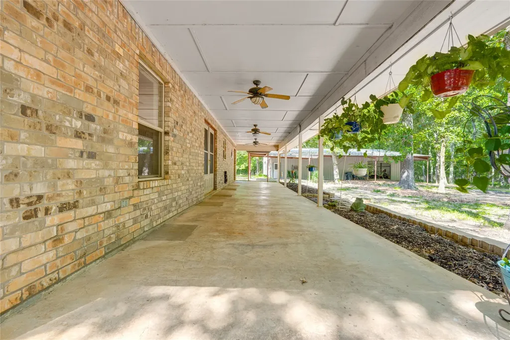 104 County Road 1114 Bogata TX 75417
