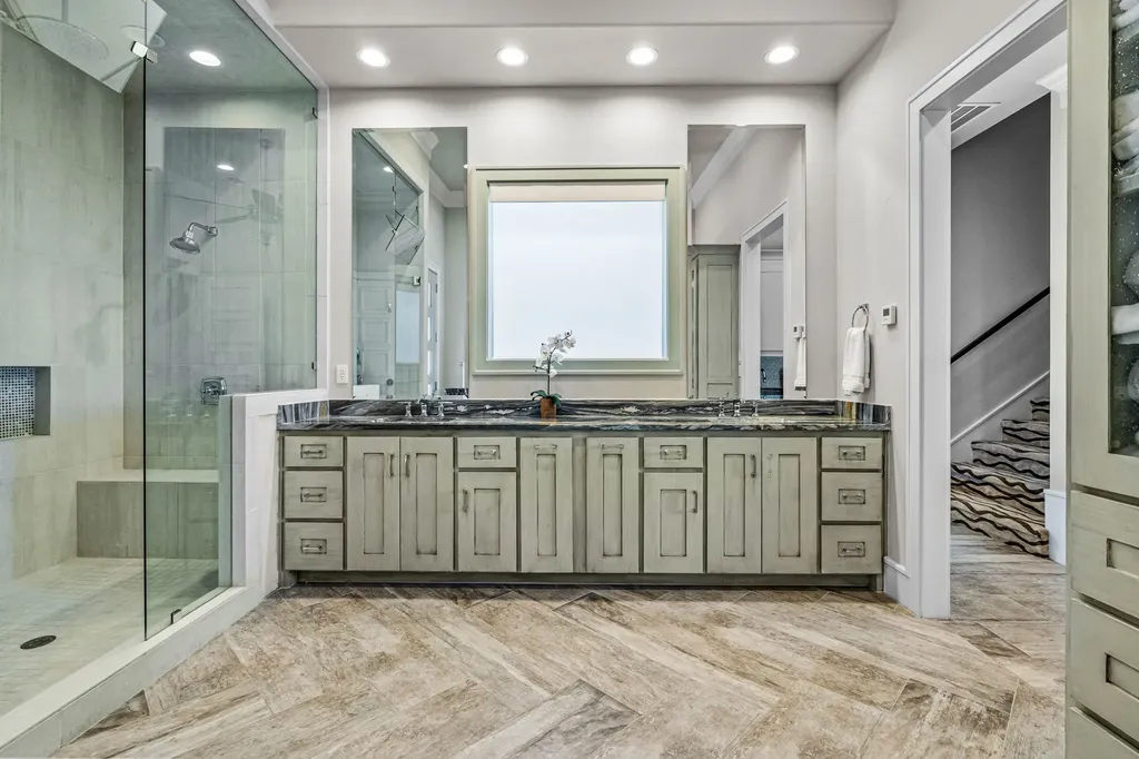 212 Hilltop Drive Gainesville TX 76240