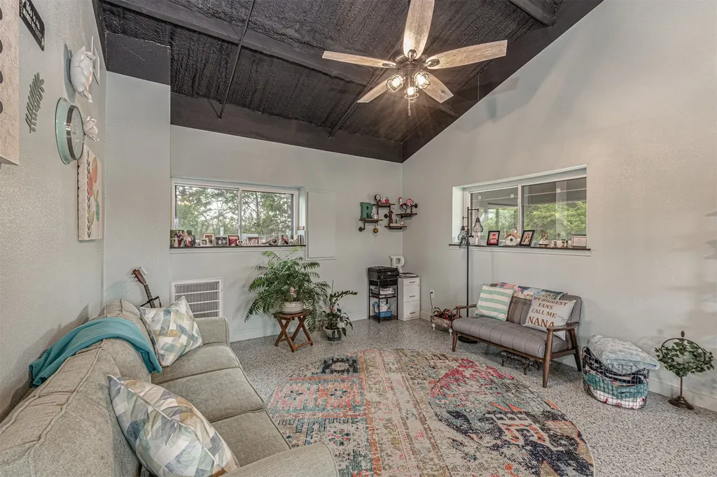 4599 County Road 660 Farmersville TX 75442