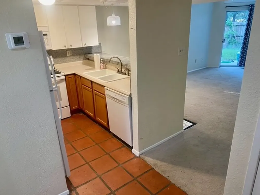 805 Paisley Dr Drive Spicewood TX 78669