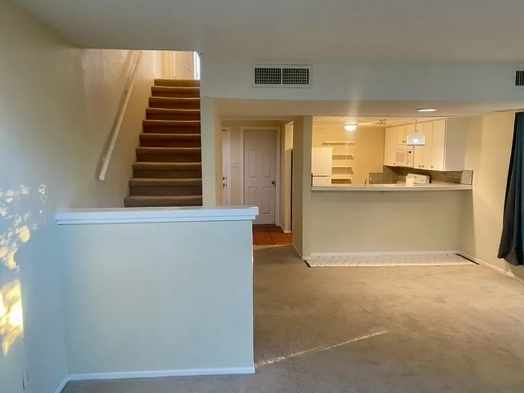 805 Paisley Dr Drive Spicewood TX 78669