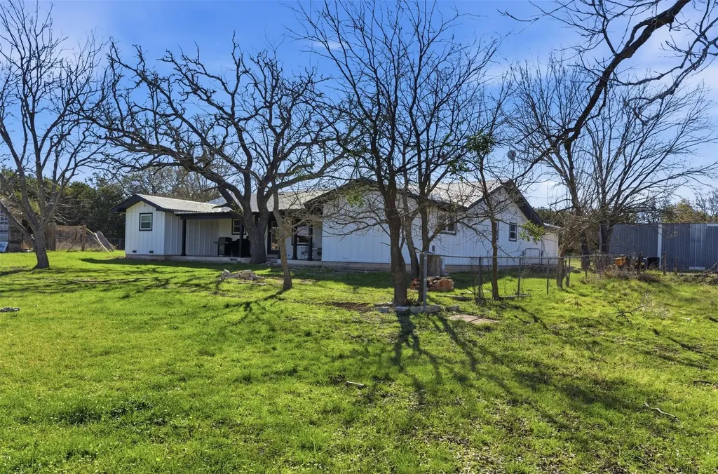 1115 County Road 2102 Lometa TX 76853