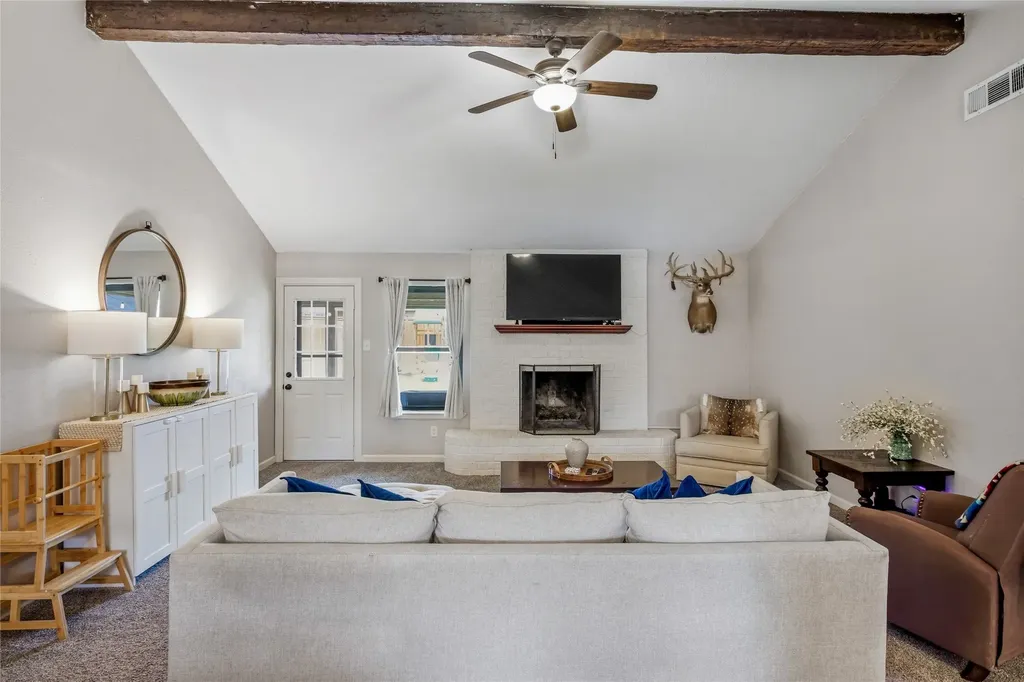 413 E Oak Street Aledo TX 76008