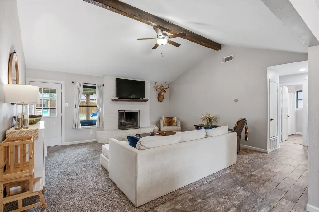 413 E Oak Street Aledo TX 76008