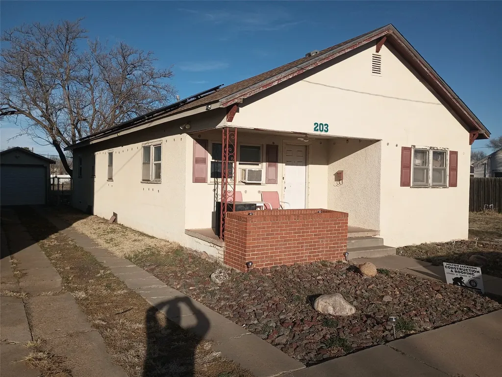 203 N 7th Street Memphis TX 79245