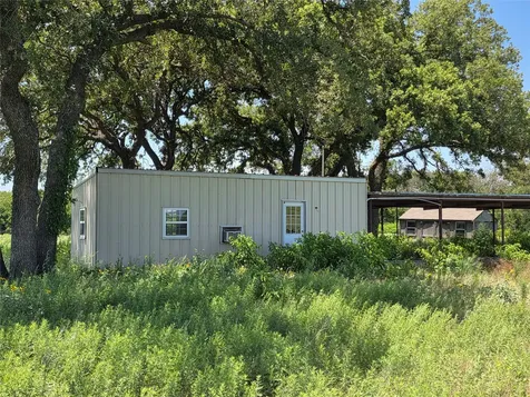 1000 County Road 375 Rising Star TX 76471