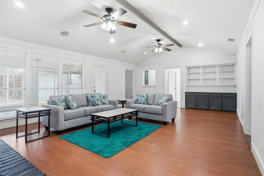 1329 Mackie Drive Richardson TX 75081