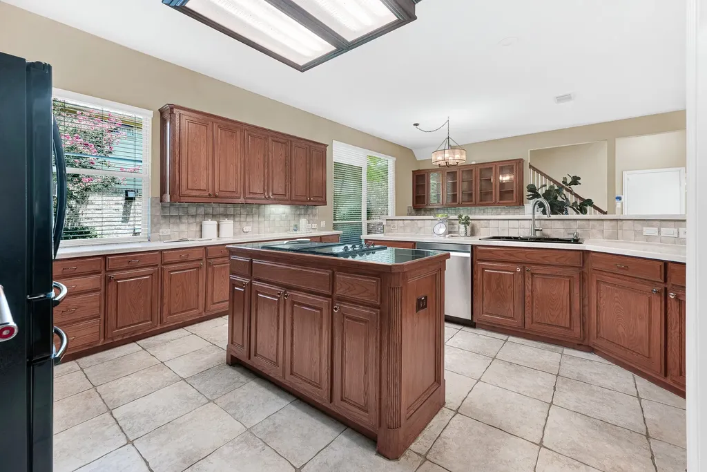 4700 Winter Park Drive Richardson TX 75082