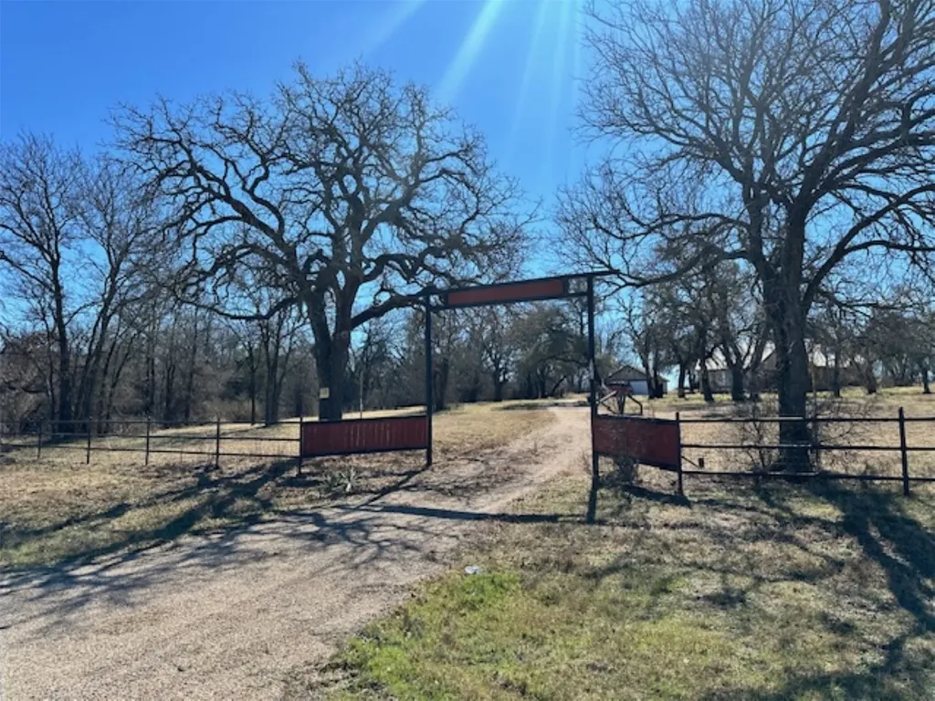 18250 Tx-36 Highway Gustine TX 76455