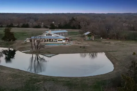 1818 County Road 1151 Cumby TX 75433