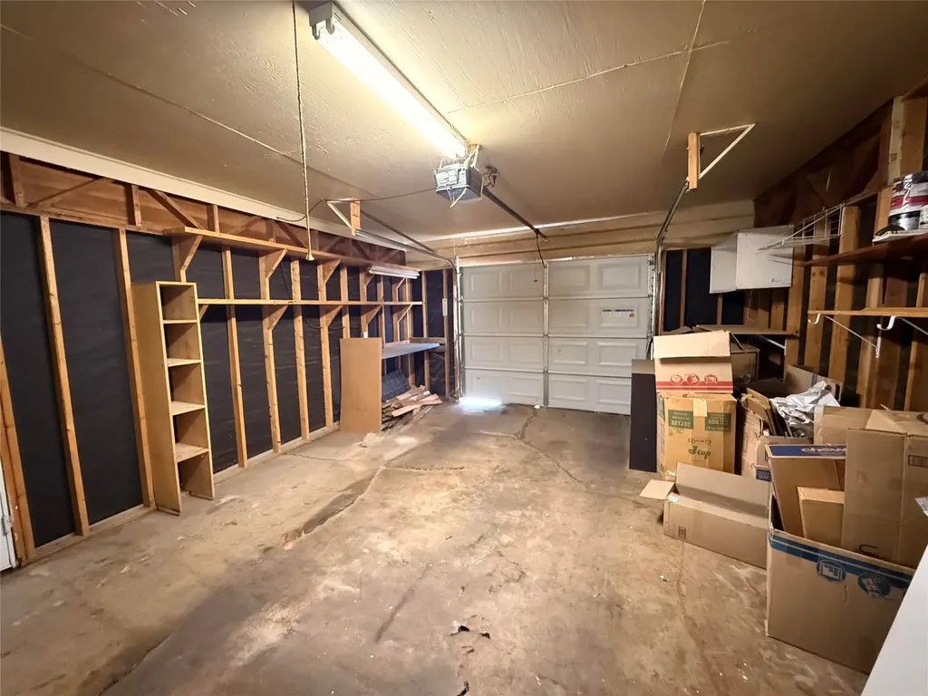 312 W Church Street Olney TX 76374
