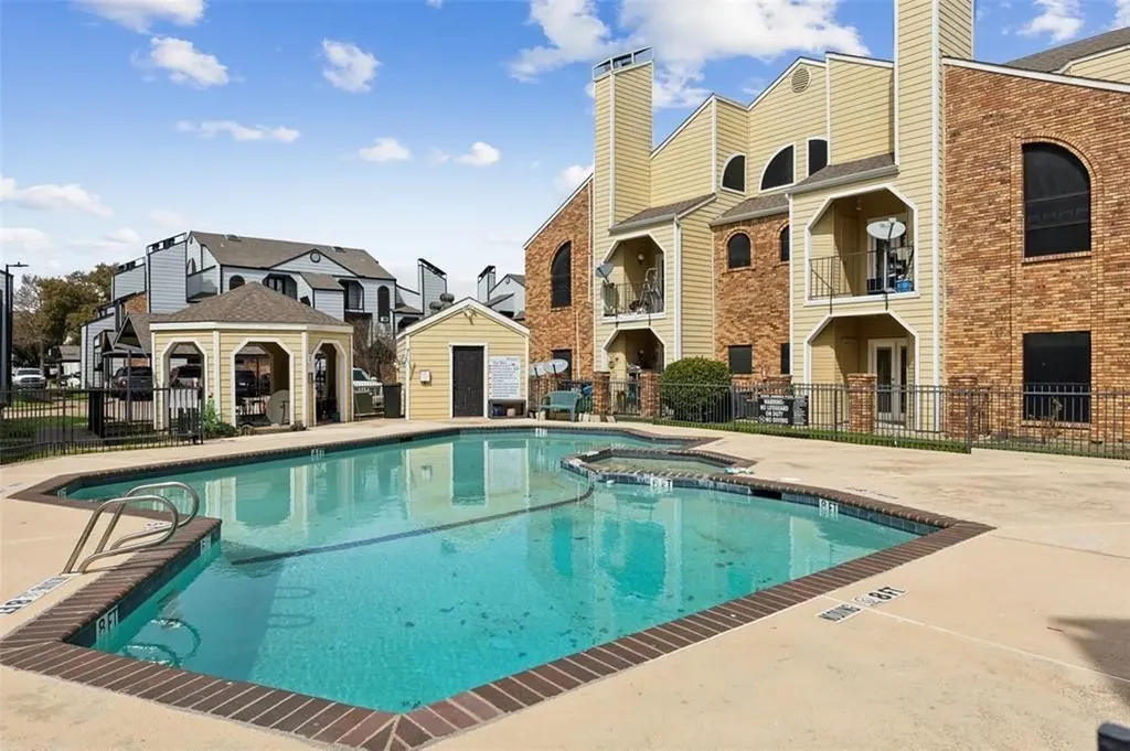 4422 Point Boulevard Garland TX 75043