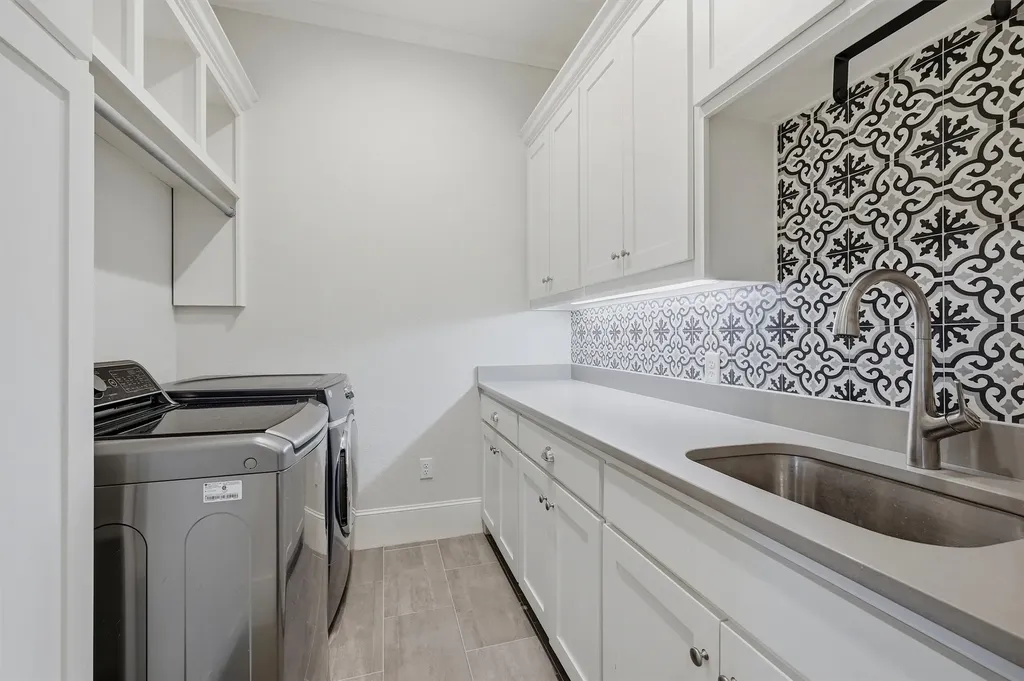 1420 W Shepherd Drive Sherman TX 75092