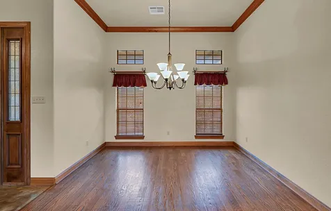 1609 Southern View Lorena TX 76655
