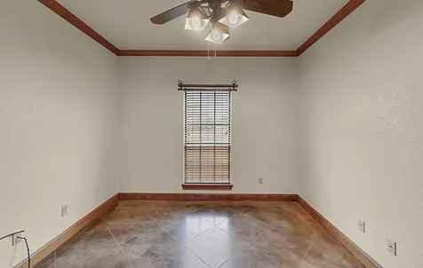 1609 Southern View Lorena TX 76655