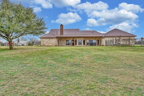 1609 Southern View Lorena TX 76655