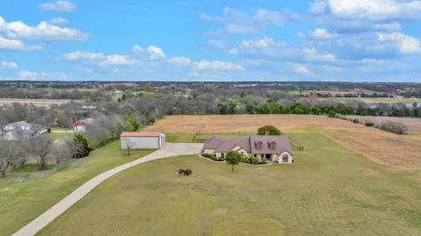 1609 Southern View Lorena TX 76655