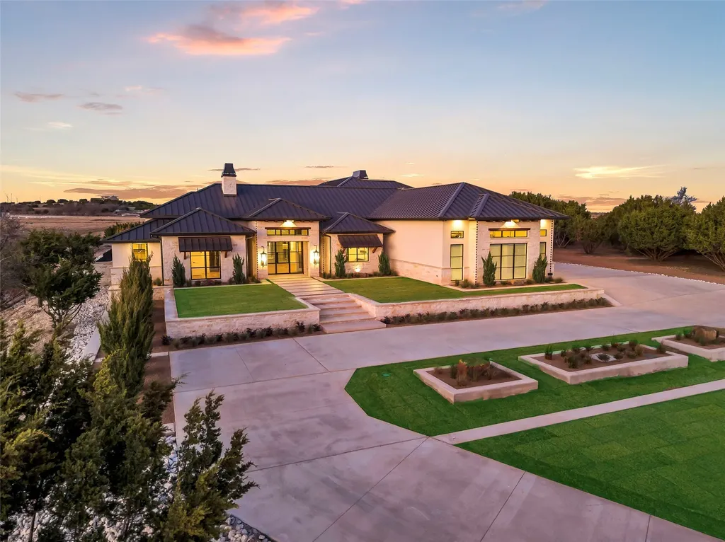Granbury TX, 3117 Rio Grande Circle