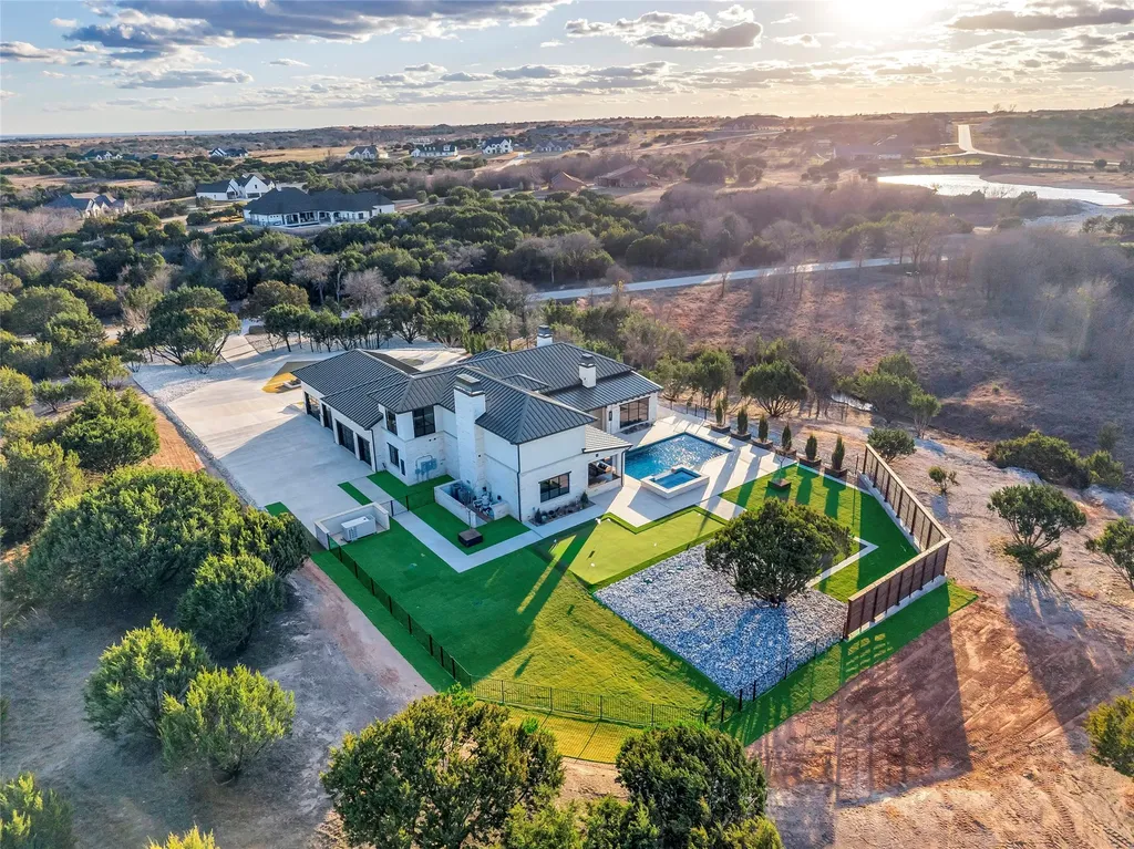 3117 Rio Grande Circle Granbury TX 76035