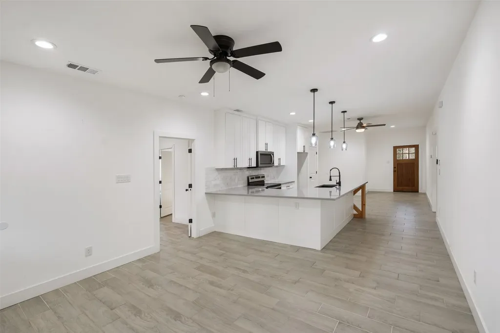 145 Barcelona Street Payne Springs TX 75156