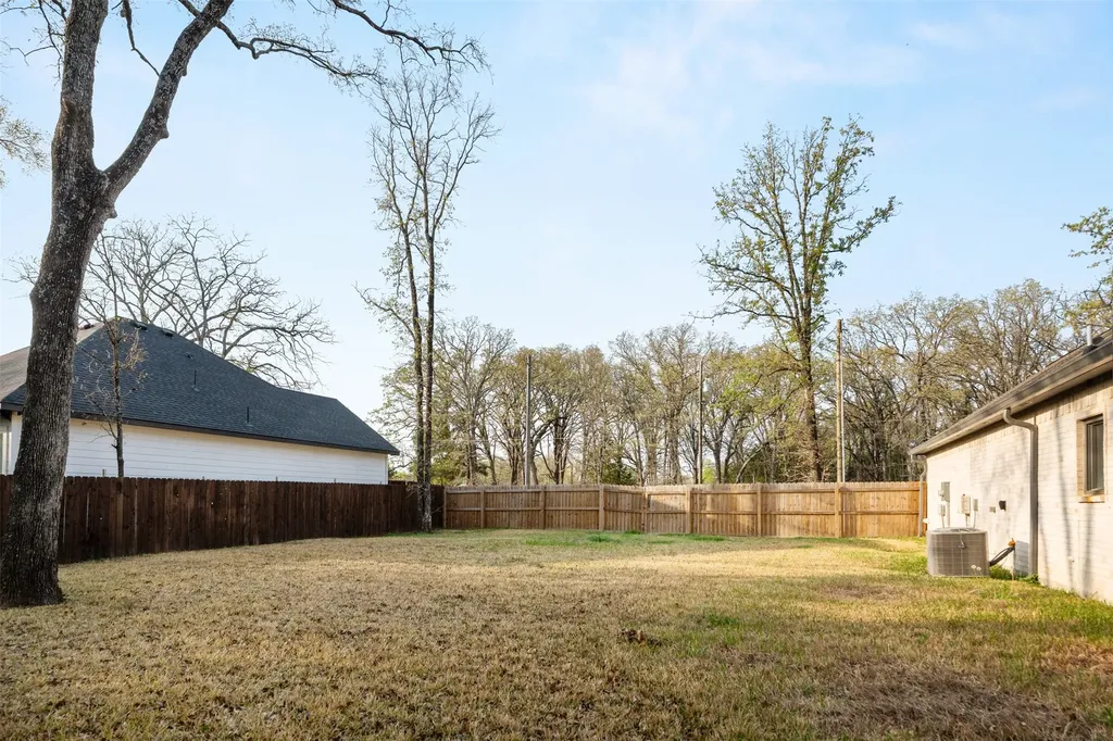 145 Barcelona Street Payne Springs TX 75156