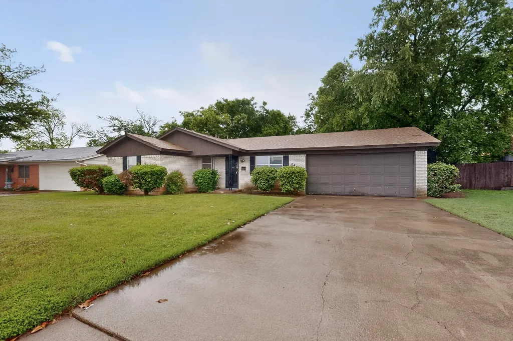4429 Berke Road Fort Worth TX 76115
