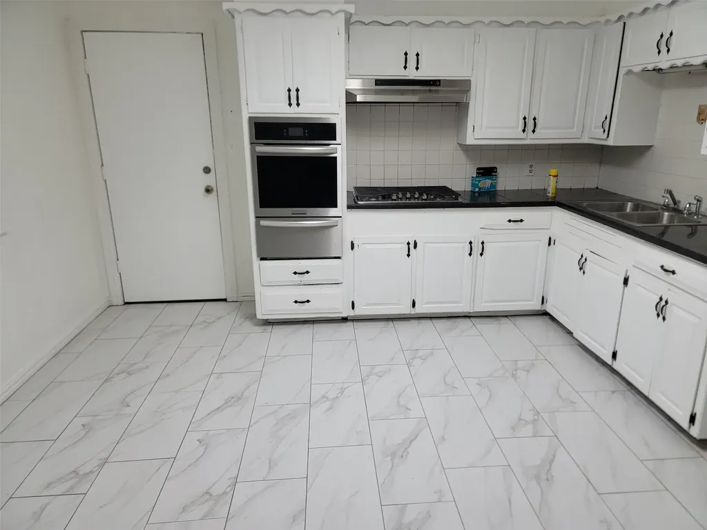 4429 Berke Road Fort Worth TX 76115