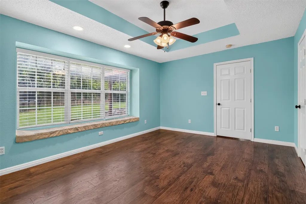 124 Topaz Circle Hewitt TX 76643