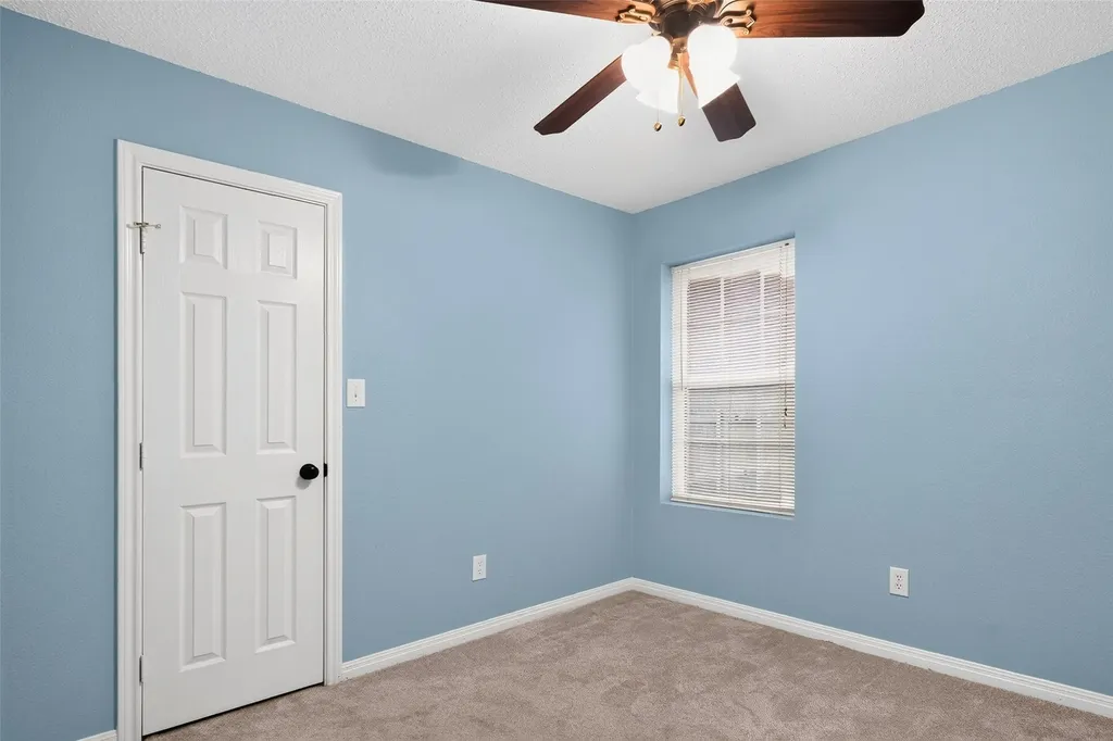 124 Topaz Circle Hewitt TX 76643