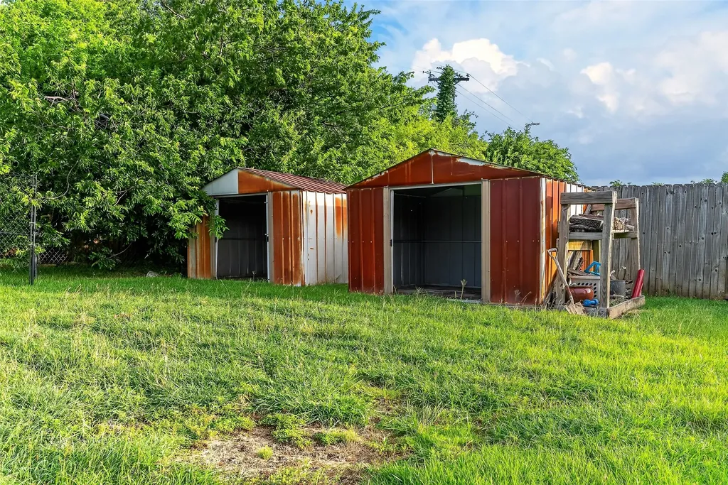 124 Topaz Circle Hewitt TX 76643