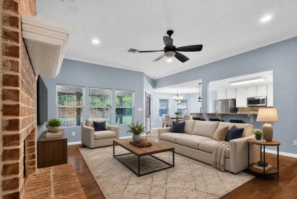 124 Topaz Circle Hewitt TX 76643