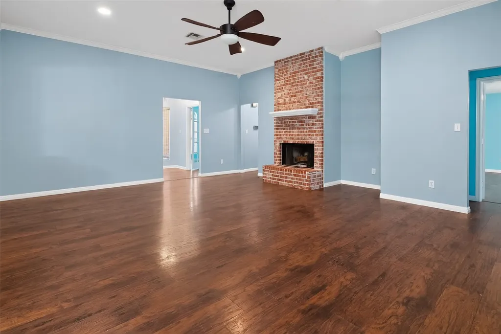 124 Topaz Circle Hewitt TX 76643