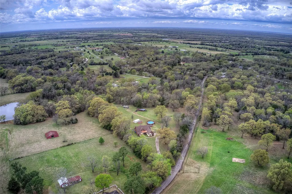 811 Rs County Road 4250 Point TX 75472