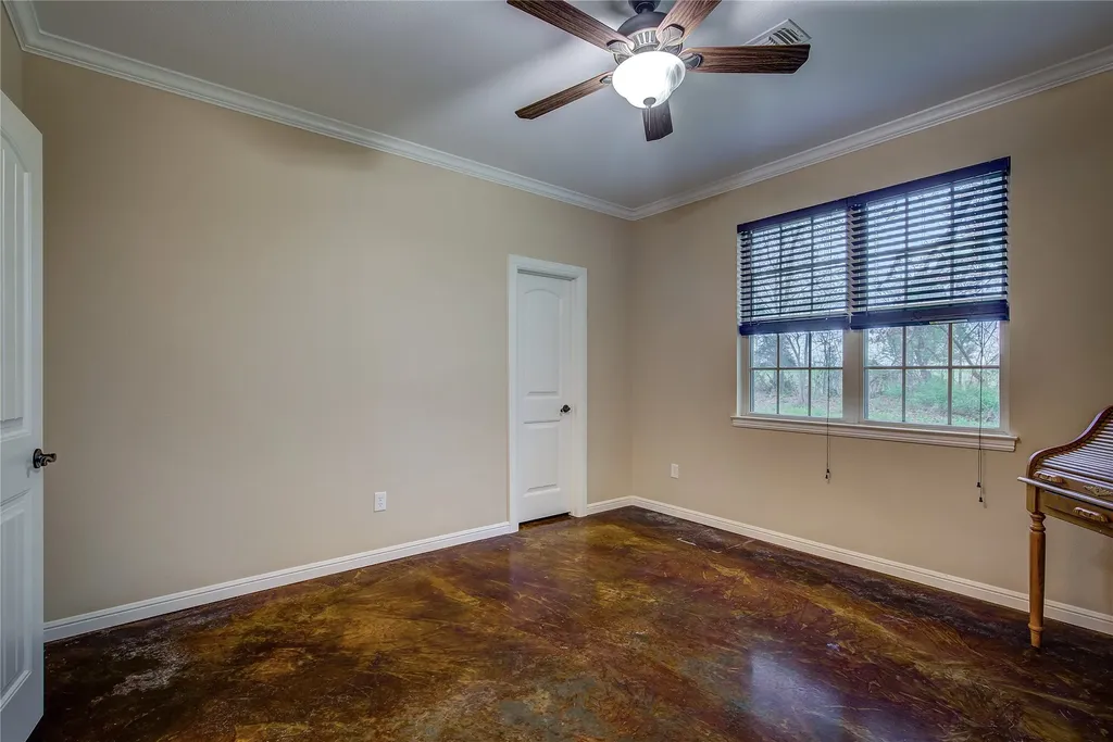 811 Rs County Road 4250 Point TX 75472