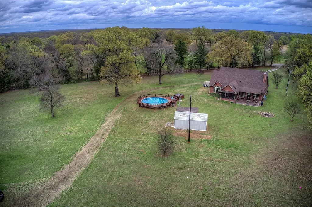 811 Rs County Road 4250 Point TX 75472
