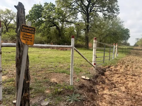 2548 County Road 2690 Alvord TX 76225