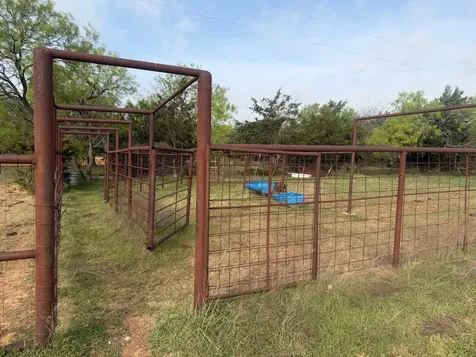 2548 County Road 2690 Alvord TX 76225