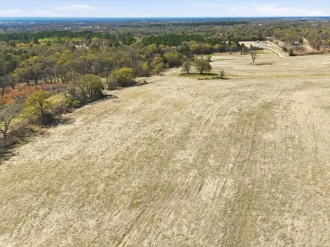 2548 County Road 2690 Alvord TX 76225