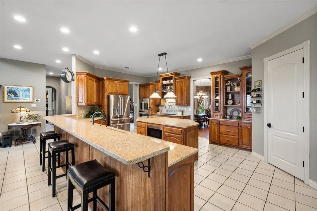 2703 Katherine Court Dalworthington Gardens TX 76016