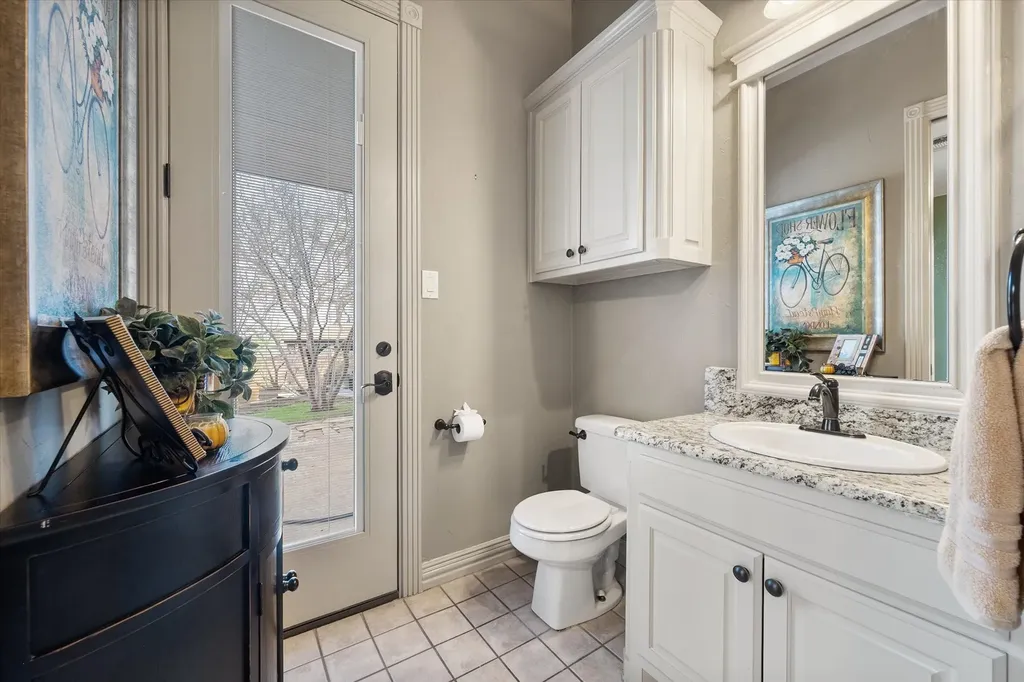 2703 Katherine Court Dalworthington Gardens TX 76016