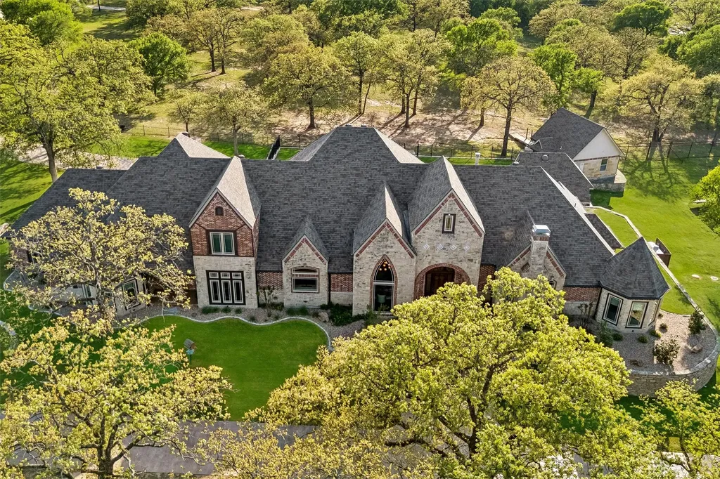 700 Temple Hall Highway Granbury TX 76049